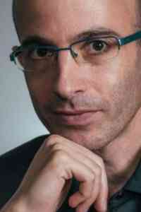 Yuval N. Harari: “Hay que controlar qué hacen los políticos en este preciso momento”